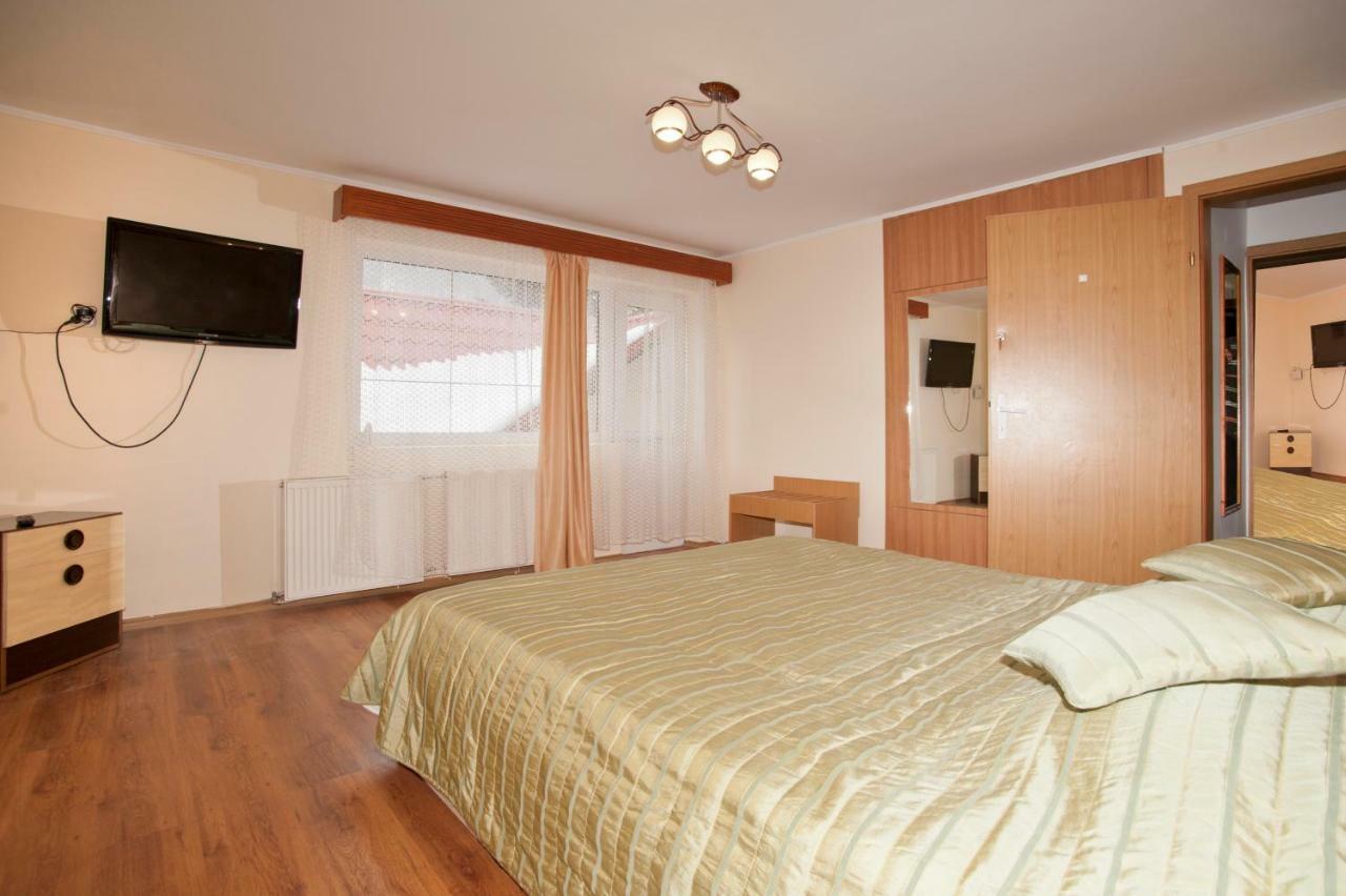 סינאיה Casa Tudor מראה חיצוני תמונה
